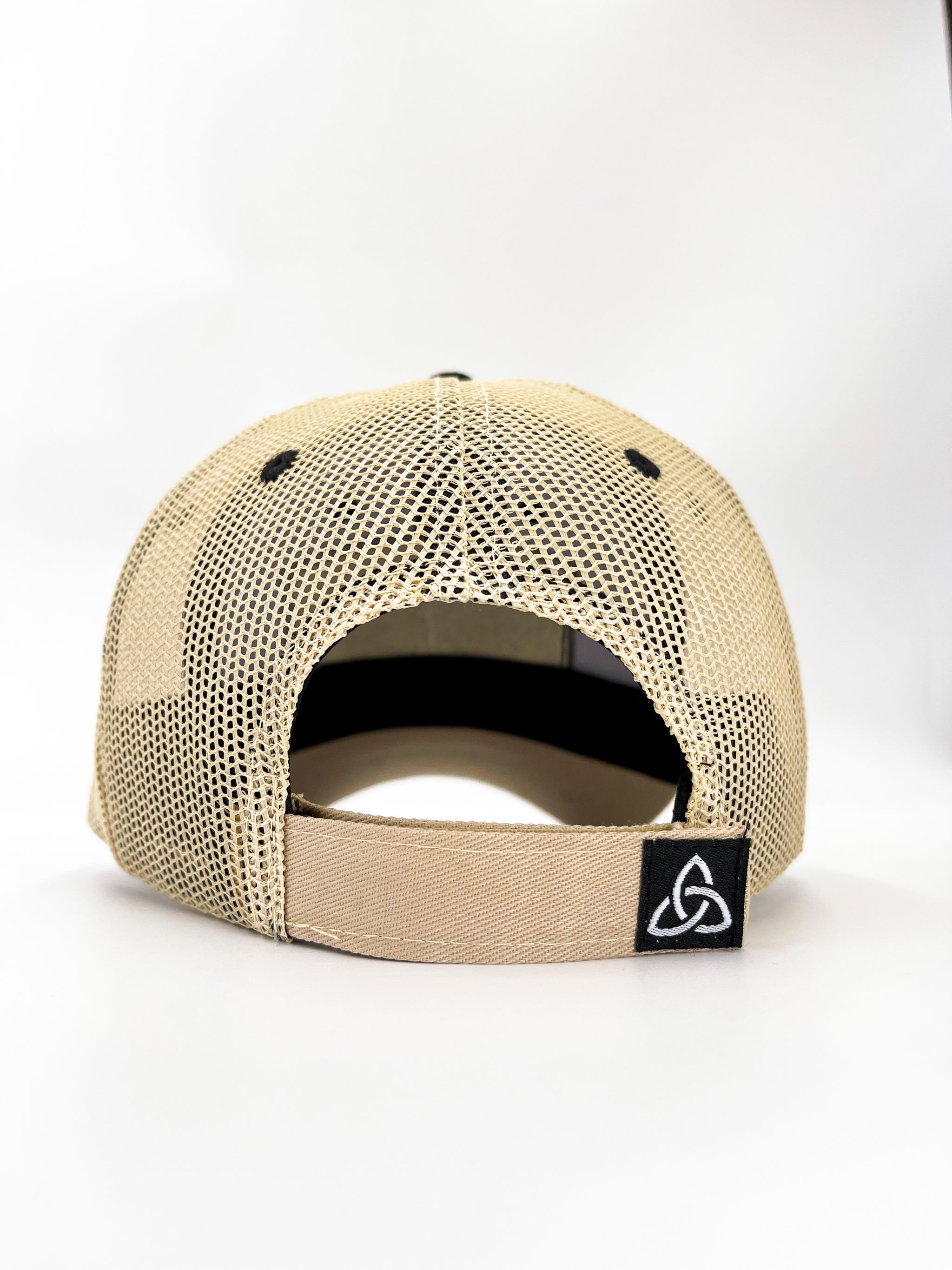 Straw and Mesh Baseball Hat in Tan